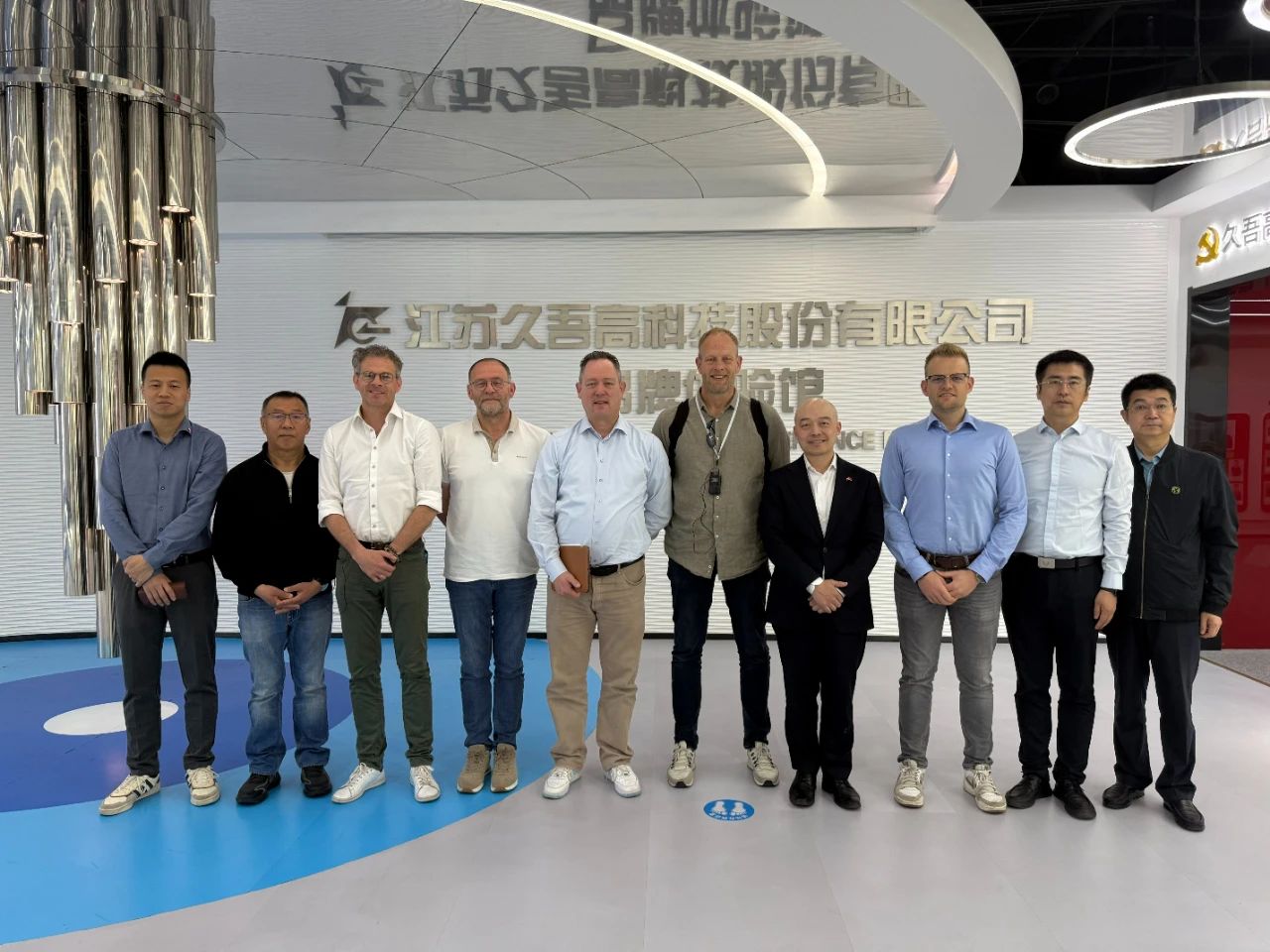 1746502367113010.jpg 9c76a1577f78de3eee53b593f1cb295d.jpg